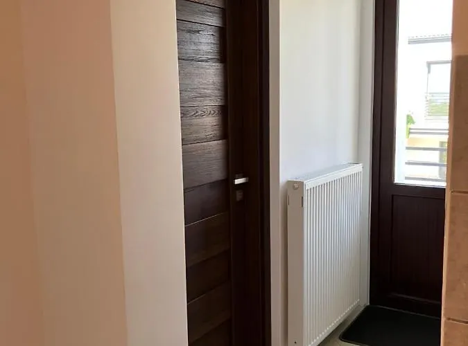 Δωμάτια σε οικογενειακή κατοικία Agat Goscinne *