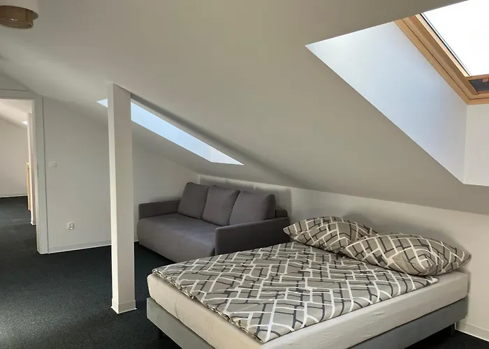 Δωμάτια σε οικογενειακή κατοικία Agat Goscinne